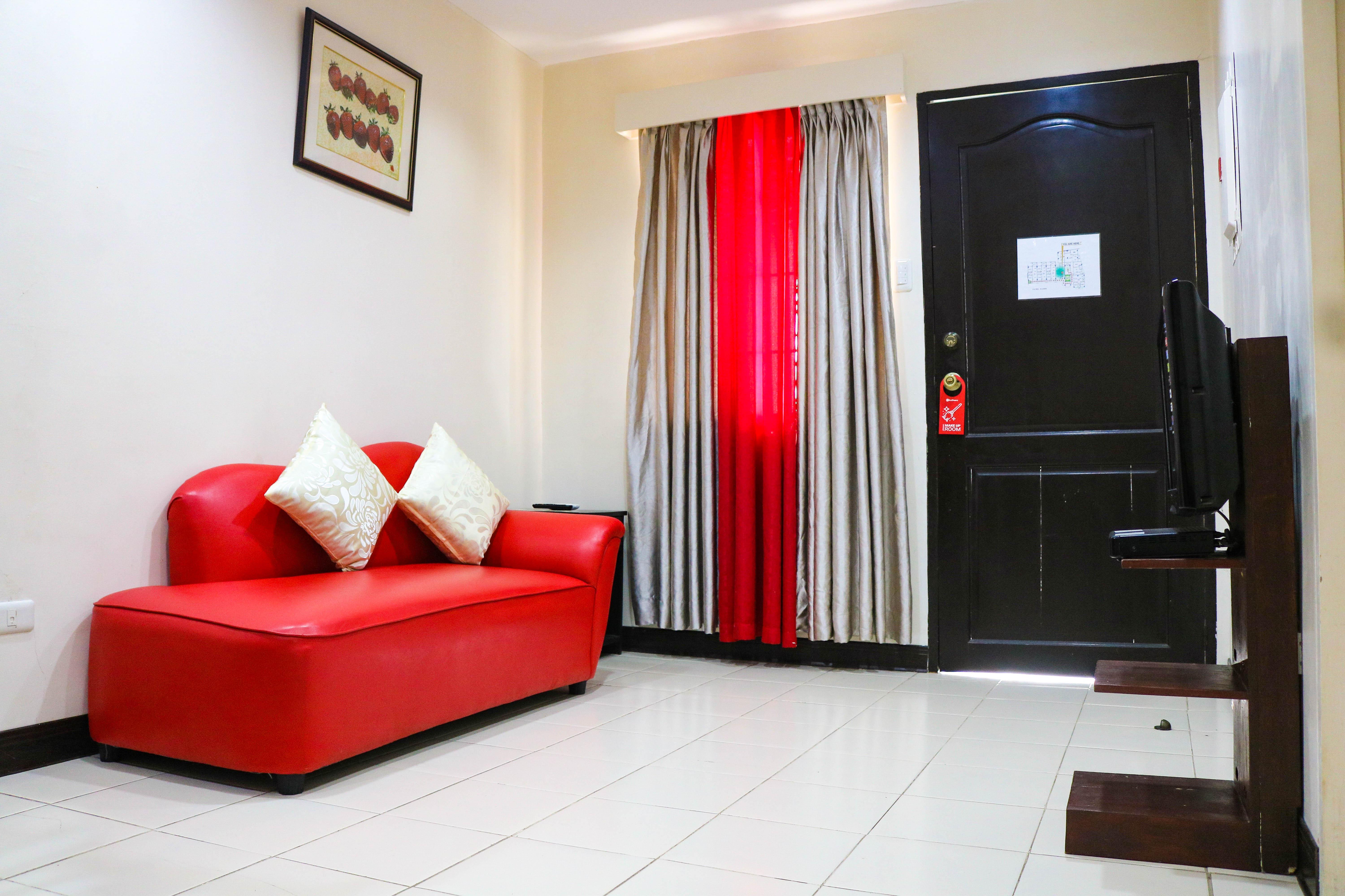 Reddoorz Plus @ Mabolo Cebu Hotel Exterior photo